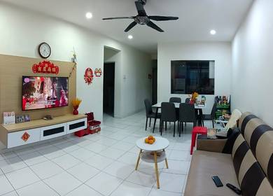 scott tower larkin 3 bedroom middle floor for sale