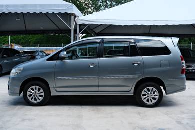 Toyota INNOVA 2.0 G 7 seater Fulon siap otr 1 ower