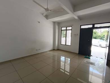 Telok  Panglima Garang 2 Storey House For Sale