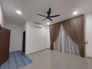 Good Condition 2 storey Terrace Setia Safiro Cyberjaya Reef of Tropic