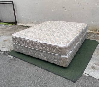 PK139 Katil Tilam Queen Divan Bed Frame Mattress