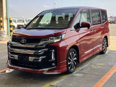 Toyota NOAH 2.0 S-Z (A)