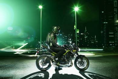 Kuasa inline‑4 Kawasaki » Z 900