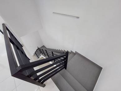 [Corner Lot] 2 Storey Landed Terrace Taman Pelangi Semenyih 2 Oakberry