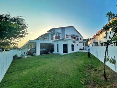 CORNER LOT, Renovated Superlink 2 Storey Tenun Alam Impian Freehold