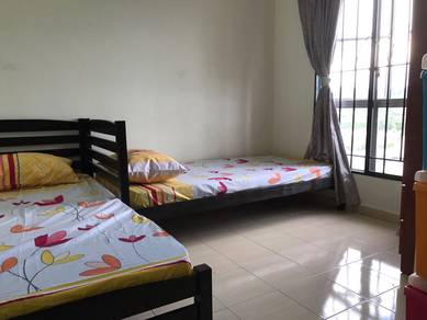 Danaumas Apartment Section 7 Near Uitm