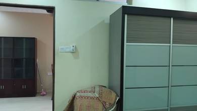(Bed,Wardrobe,Kitchen Cabinet,Fully Tiles) Taman PKNS,Batu 16 Rawang