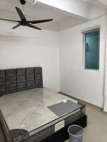 JB Town Room For Rent Jalan Kelewang Taman Sri Tebrau Full Furnish CIQ