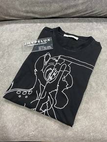 Authentic Givenchy Tee Bambi Black Print S P21”