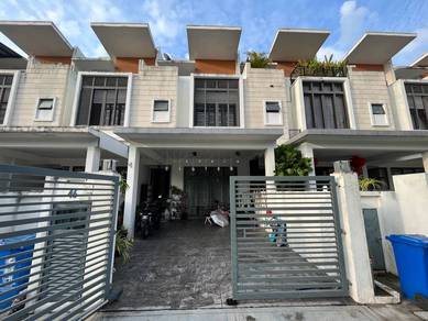 FACING OPEN SPACIOUS PARKING 3 Storey house @ EMERALD TTDI ALAM IMPIAN