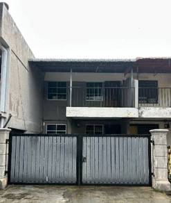 Rumah yang selesa untuk Kontraktor atau Keluarga