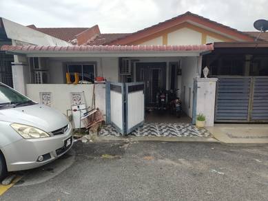 Renovated Single Storey Taman Bukit Sendayan