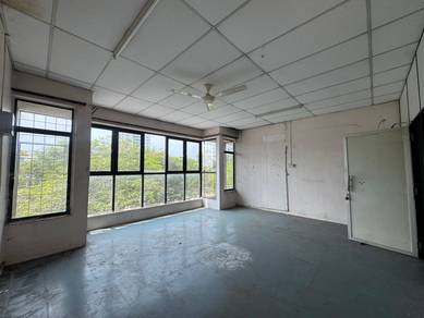 Best Deal!!! Jalan Tembikai Shop first floor for rental, sungai rambai