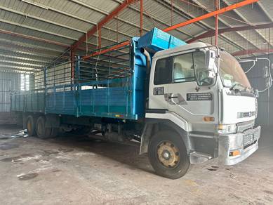 2021 Nissan Cargo Lori Truck 10 Wheeler 33ft PF6