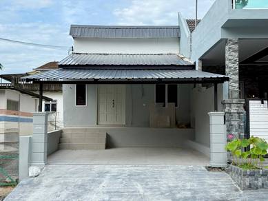 REFURBISHED DEKAT LEKAS END LOT Single Storey Taman Jayamas Seremban