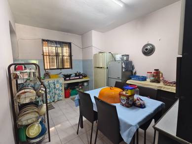 Flat Taman Ungku Tun Aminah,Skudai, Johor