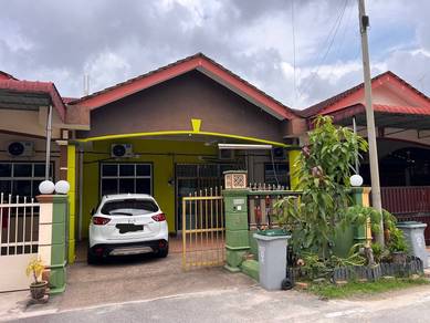 Single Storey Taman Kg Tengah Sg Abong Muar johor @ For Sale