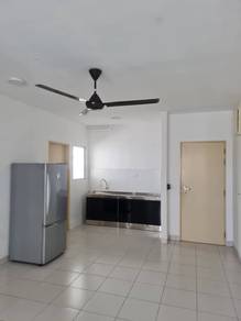 Partially furnished Setia Alam De Palma Corner unit setia city mall