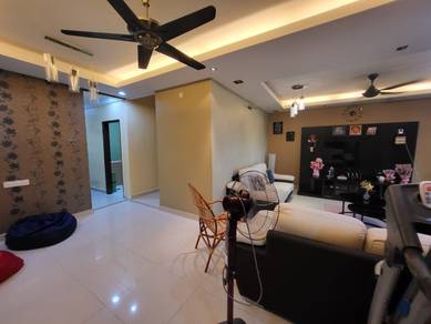 Beautiful Bandar Botanic klang Renovated 870k nego