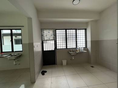 3-Storey Semi-D @ Setia Utama, Setia Alam for rent