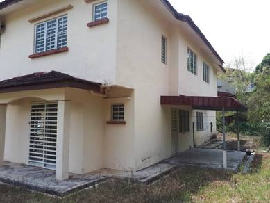 HOT DEAL  SEMI -D Freehold Rasah Kemayan Tanah Luas & Siap Balkoni