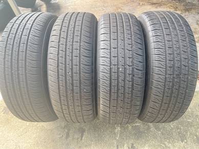 265 55 20 Dunlop Grandtrek PT5A Land Cruiser Lexus