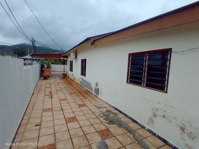 Teres Setingkat Corner Lot Jelapang 1Dijual