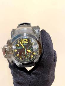 2022 Graham Chronofighter Oversize Green Flash