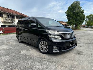Toyota VELLFIRE 2.4 Z PLATINUM (A)