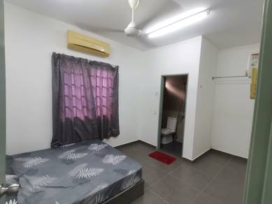 Ampang Master Room / Bilik Sewa (Free Parking and Wifi here)