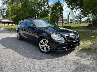 Mercedes Benz C180 CGI FACELIFT 7-SPEED