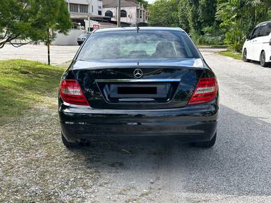Mercedes Benz C180 CGI FACELIFT 7-SPEED