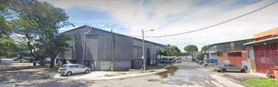 1.5-Storey Semi-Detached Factory @ Taman Perindustrian Puchong