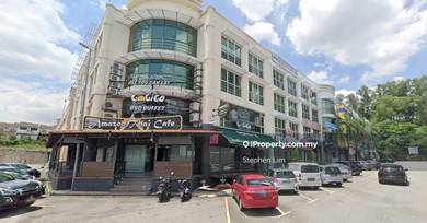 Corner 3rd Floor Shop Office @ Bandar Puteri 1 with Partial Furnished