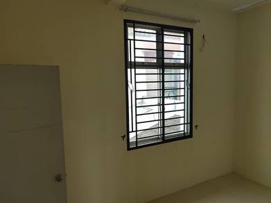 Semi Detached Double Storey House SP9 for Rent at Bandar Saujana Putra