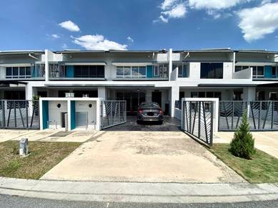 Extended 2-Storey Facing Open Type Arina at Serenia City, Dengkil