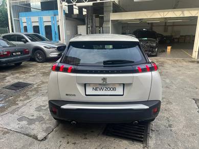 Peugeot 2008 1.2 ALLURE PURETECH PRE REG