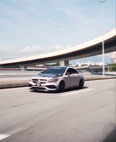 Mercedes Benz CLA45 AMG 4MATIC (CBU) 2.0