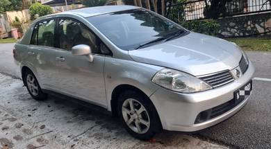 Nissan LATIO 1.6 ST (A)