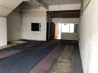 FOR RENT – 2 STOREY SHOP @ PJ SEAPARK PRIME LOCATION WITH MAIN Road