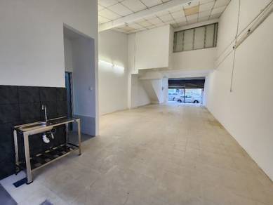 FOR RENT - Ground FLR SHOP @ PUCHONG