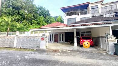 Rumah Berkembar 3 tingkat Taman Budiman