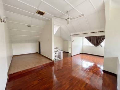 Near LRT 1.5 Sty Corner Lot USJ 2 Partial Furnished
