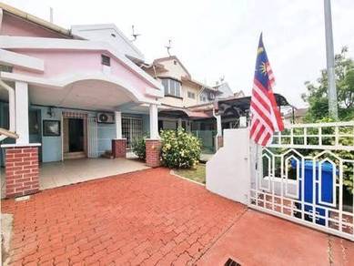 22x75 SQFT. FACING OPEN Double Storey Jln Platinum Seksyen 7 Shah Alam