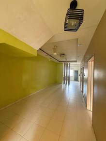 The Lake Residences Townhouse For Rent, Puchong Disewa, MRT Nearby