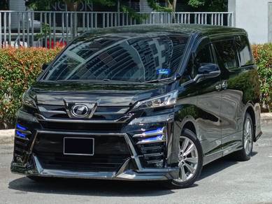 Toyota VELLFIRE 2.5 Z GOLDEN EYES (A)