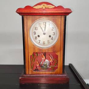 Vintage Wind-up Mechanical Tall Table Clock TTC03
