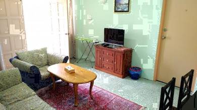 STANDARD ROOM sharing 3 pax berdekatan LRT - KL City
