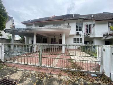 Bangi Golf Resort terrace