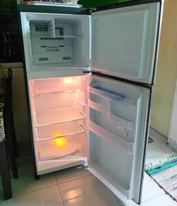 Peti ais jenama mitshubishi 2 pintu